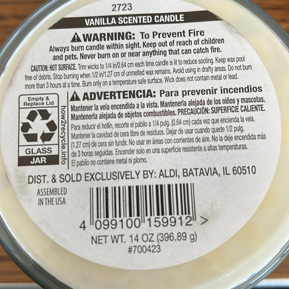 [DONATED] Huntington Home | Vanilla Scented Candle Soy Blend - Picture 2 of 4